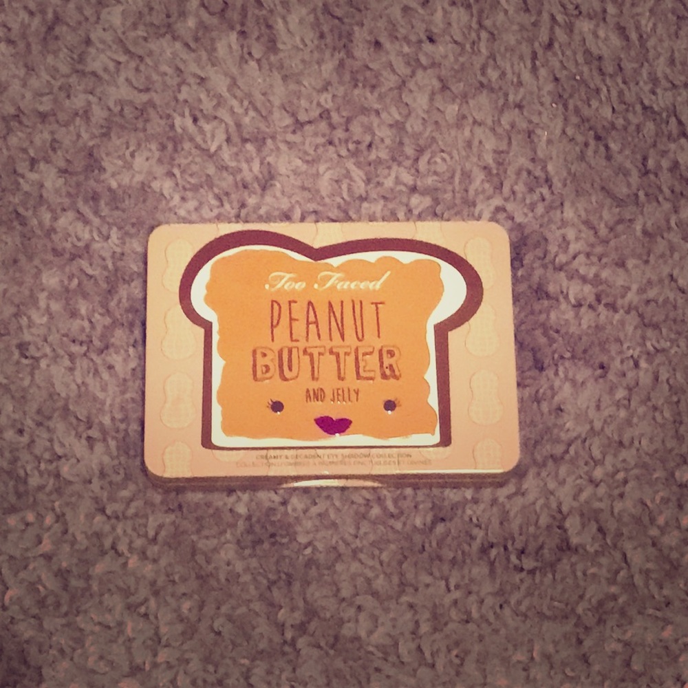 Too Faced Peanut Butter and Jelly